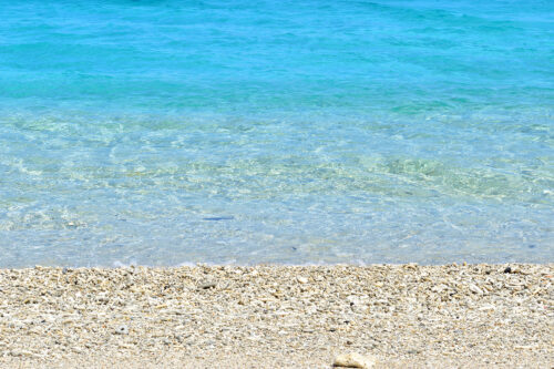 砂浜と透き通る海／沖縄県座間味島古座間味ビーチ